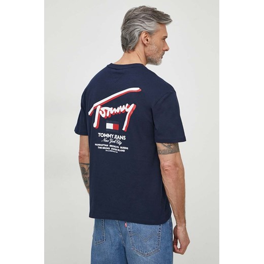 Tommy Jeans t-shirt bawełniany męski kolor granatowy z nadrukiem DM0DM18574 ze sklepu ANSWEAR.com w kategorii T-shirty męskie - zdjęcie 170144234