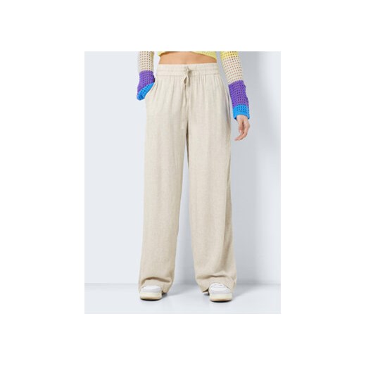 Noisy May Spodnie materiałowe Leilani 27026323 Beżowy Regular Fit ze sklepu MODIVO w kategorii Spodnie damskie - zdjęcie 170149291