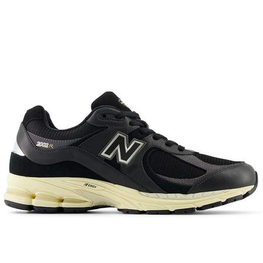 Buty New Balance M2002RIB - czarne ze sklepu streetstyle24.pl w kategorii Buty sportowe męskie - zdjęcie 170149622