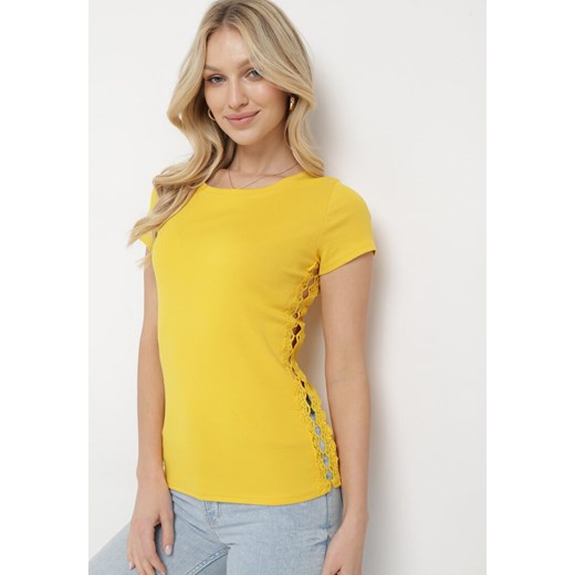 Żółta Bawełniana Bluzka z Koronką po Bokach Albeiga ze sklepu Born2be Odzież w kategorii Bluzki damskie - zdjęcie 170153183