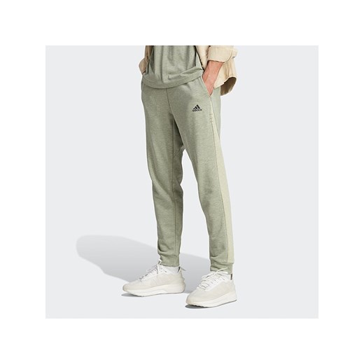 adidas Spodnie dresowe w kolorze zielonym ze sklepu Limango Polska w kategorii Spodnie męskie - zdjęcie 170175123