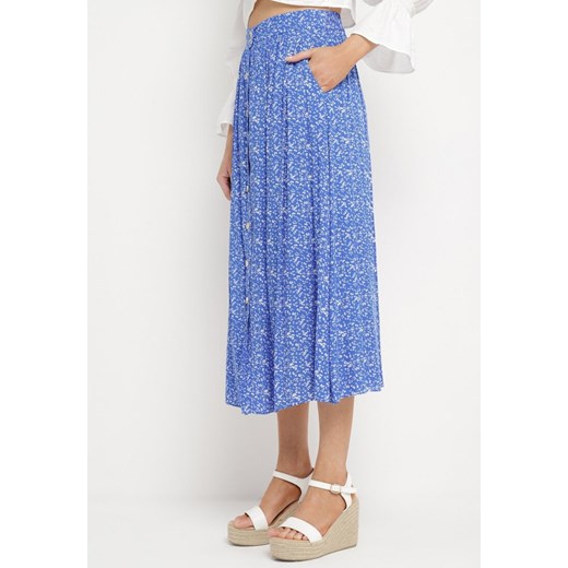 Niebieska Wiskozowa Spódnica Maxi w Kwiatowy Print Rozkloszowana Verdandi ze sklepu Born2be Odzież w kategorii Spódnice - zdjęcie 170184451