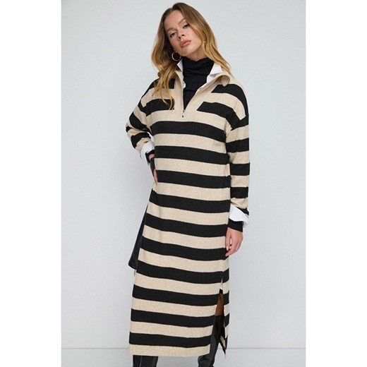 Alexa Dash Sukienka w kolorze beżowo-czarnym Alexa Dash S promocyjna cena Limango Polska