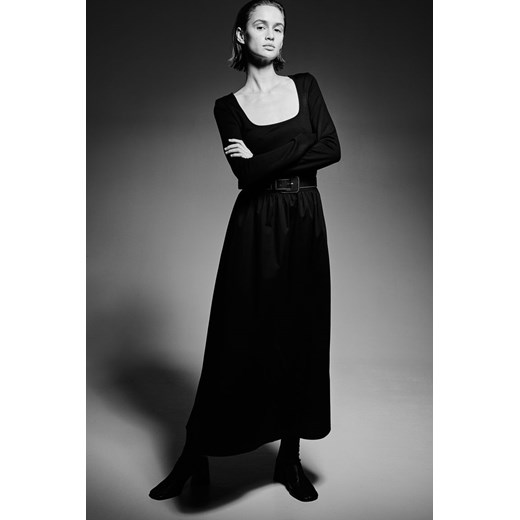 H & M - Sukienka z rozszerzanym dołem - Czarny ze sklepu H&M w kategorii Sukienki - zdjęcie 170209664
