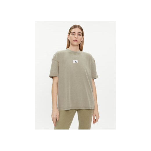 Calvin Klein Jeans T-Shirt J20J223278 Zielony Boyfriend Fit ze sklepu MODIVO w kategorii Bluzki damskie - zdjęcie 170211731