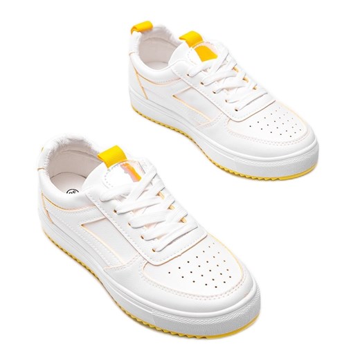 Biało żółte sneakersy sportowe Maggie białe ze sklepu ButyModne.pl w kategorii Trampki damskie - zdjęcie 170212381