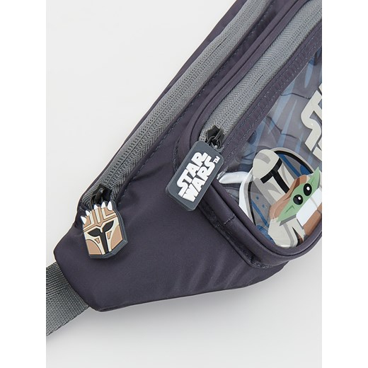 Reserved - Saszetka Star Wars - ciemnoszary ze sklepu Reserved w kategorii Torby i walizki dziecięce - zdjęcie 170221153