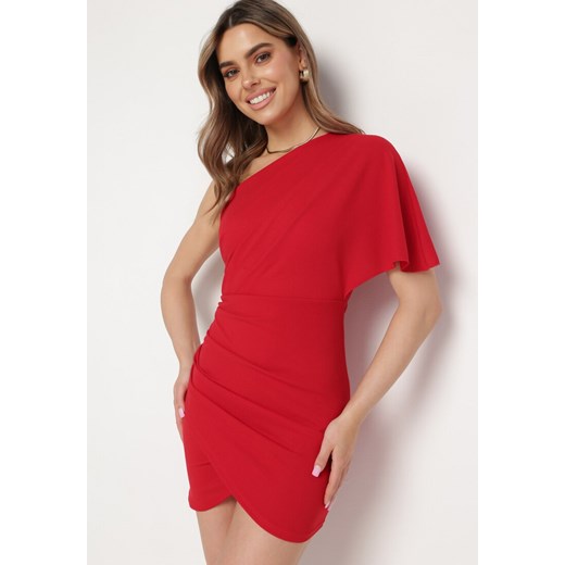Czerwona Asymetryczna Sukienka z Ozdobnym Drapowaniem Aerlia ze sklepu Born2be Odzież w kategorii Sukienki - zdjęcie 170224372