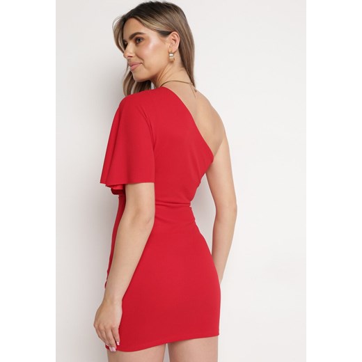 Sukienka Born2be asymetryczna z okrągłym dekoltem