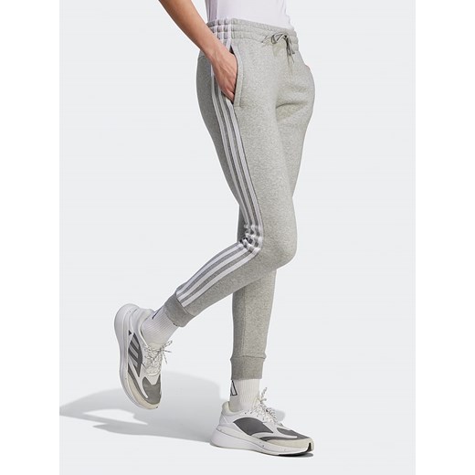 adidas Spodnie dresowe w kolorze szarym ze sklepu Limango Polska w kategorii Spodnie damskie - zdjęcie 170225650