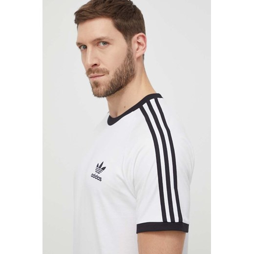 adidas Originals t-shirt bawełniany Adicolor 3-Stripes kolor biały wzorzysty IA4846 ze sklepu ANSWEAR.com w kategorii T-shirty męskie - zdjęcie 170270893