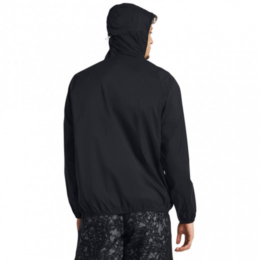 Męska kurtka do biegania Under Armour Launch Lightweight Jacket - czarna ze sklepu Sportstylestory.com w kategorii Kurtki męskie - zdjęcie 170279801
