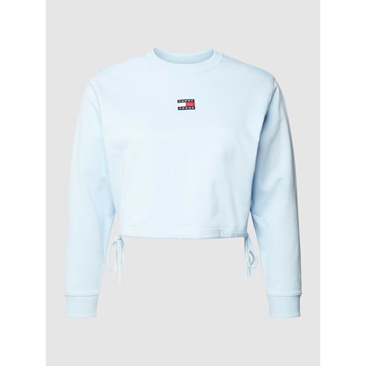 Bluza PLUS SIZE z naszywką z logo model ‘Badge’ ze sklepu Peek&Cloppenburg  w kategorii Bluzy damskie - zdjęcie 170294311