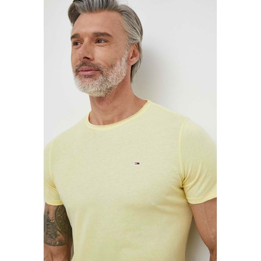 Tommy Jeans t-shirt męski kolor żółty gładki DM0DM09586 ze sklepu ANSWEAR.com w kategorii T-shirty męskie - zdjęcie 170299454