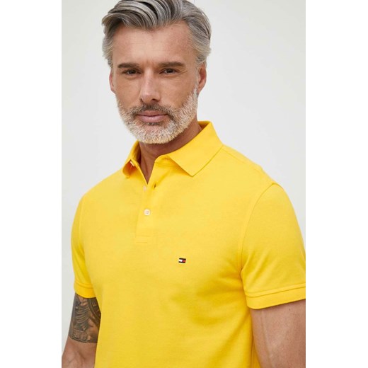 Tommy Hilfiger polo męski kolor żółty wzorzysty MW0MW17771 ze sklepu ANSWEAR.com w kategorii T-shirty męskie - zdjęcie 170299471