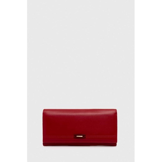 Answear Lab portfel damski kolor czerwony ze sklepu ANSWEAR.com w kategorii Portfele damskie - zdjęcie 170299642