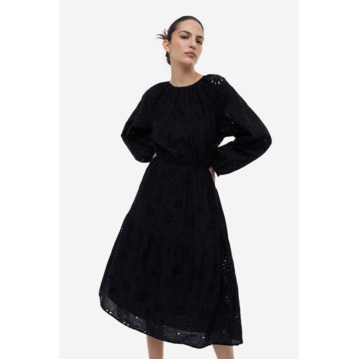 H & M - Sukienka z haftem angielskim i wiązaniem - Czarny H & M XL H&M