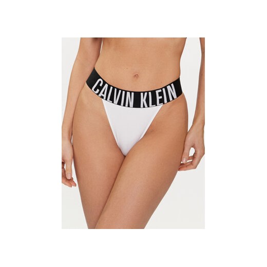 Calvin Klein Underwear Stringi 000QF7638E Biały ze sklepu MODIVO w kategorii Majtki damskie - zdjęcie 170330243