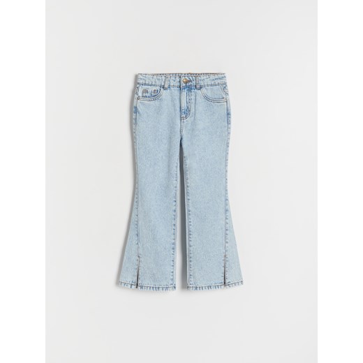 Reserved - Jeansy flare z rozcięciami - niebieski ze sklepu Reserved w kategorii Spodnie dziewczęce - zdjęcie 170339262