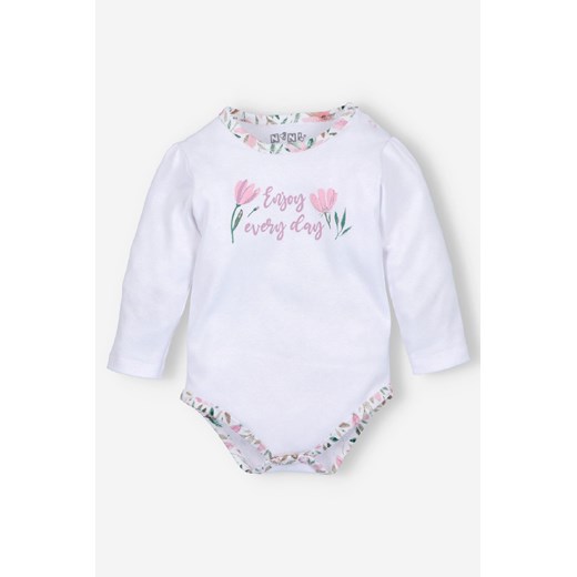 Body niemowlęce PINK FLOWERS z bawełny organicznej- białe ze sklepu 5.10.15 w kategorii Body niemowlęce - zdjęcie 170405191