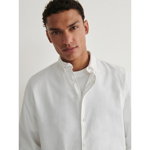 Reserved - Koszula comfort fit - biały ze sklepu Reserved w kategorii Koszule męskie - zdjęcie 170411731