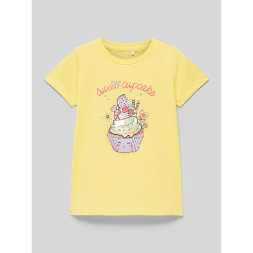 T-shirt z nadrukowanym motywem model ‘DINAS’ ze sklepu Peek&Cloppenburg  w kategorii Bluzki dziewczęce - zdjęcie 170413654