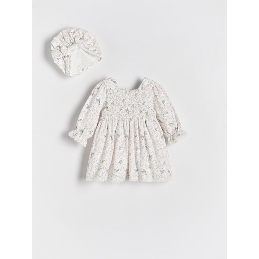 Reserved - Zestaw z sukienką i czapką - złamana biel ze sklepu Reserved w kategorii Sukienki niemowlęce - zdjęcie 170415213