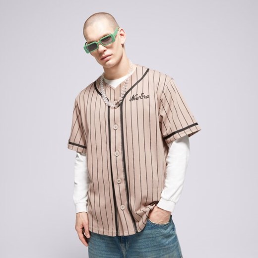 NEW ERA T-SHIRT NE PINSTRIPE JERSEY NONE ze sklepu Sizeer w kategorii T-shirty męskie - zdjęcie 170425533