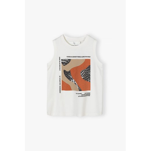 Bawełniana koszulka chłopięca biała na ramiaczkąch z nadrukiem ze sklepu 5.10.15 w kategorii T-shirty chłopięce - zdjęcie 170431184