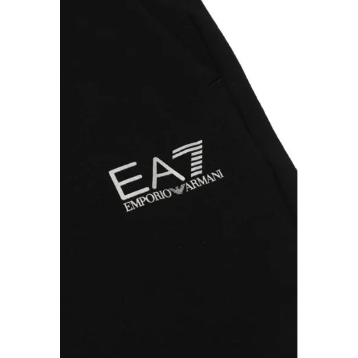 Spodnie chłopięce Emporio Armani z napisem czarne 