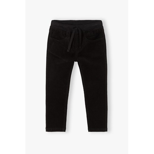Czarne spodnie sztruksowe dla chłopca regular ze sklepu 5.10.15 w kategorii Spodnie chłopięce - zdjęcie 170442632