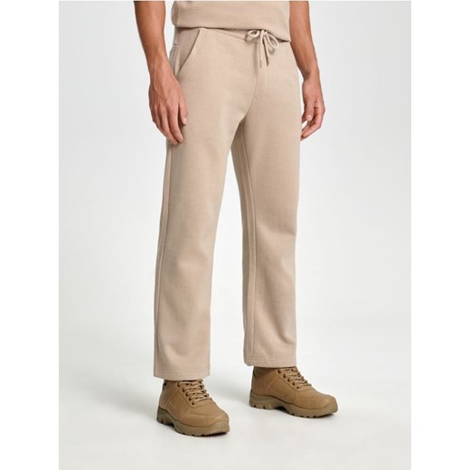 Sinsay - Spodnie - beżowy ze sklepu Sinsay w kategorii Spodnie męskie - zdjęcie 170447592