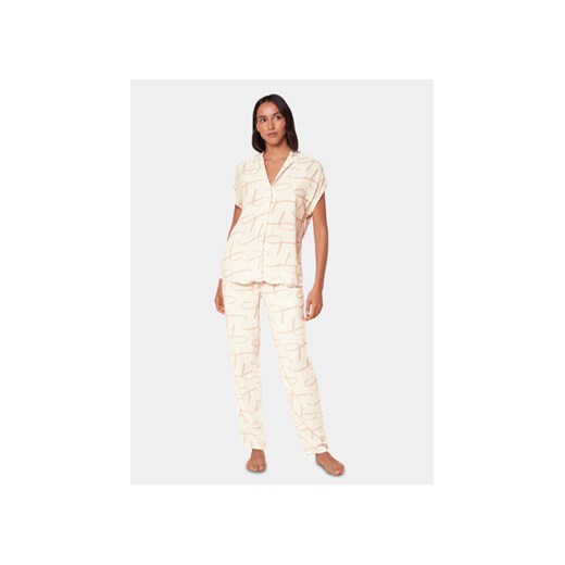 Triumph Piżama Boyfriend 10218282 Beżowy Relaxed Fit ze sklepu MODIVO w kategorii Piżamy damskie - zdjęcie 170468364