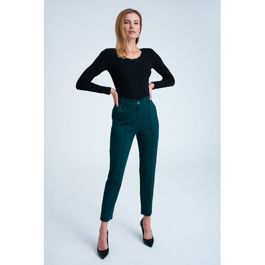 Spodnie damskie z ozdobnym guzikiem zielone ze sklepu 5.10.15 w kategorii Spodnie damskie - zdjęcie 170469952