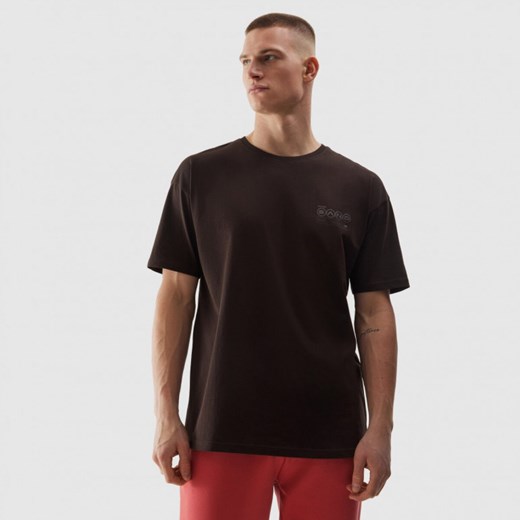 Męski t-shirt oversize z bawełny organicznej 4F 4FWSS24TTSHM1286 - brązowy XL Sportstylestory.com
