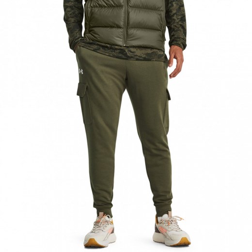 Męskie spodnie dresowe Under Armour UA Rival Fleece Cargo Jogger - zielone Under Armour L Sportstylestory.com