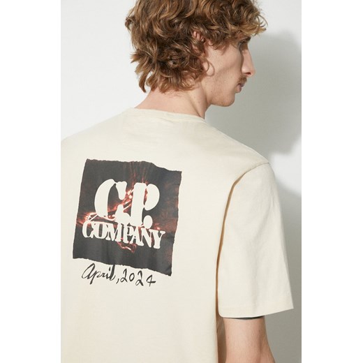 C.P. Company t-shirt bawełniany Mercerized Jersey Twisted Graphic męski kolor beżowy z nadrukiem 16CMTS163A006203W ze sklepu PRM w kategorii T-shirty męskie - zdjęcie 170503552