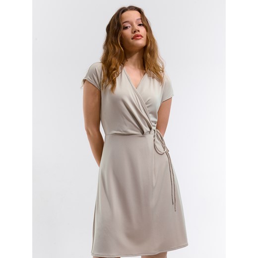 Sukienka Gate mini casual kopertowa z krótkimi rękawami