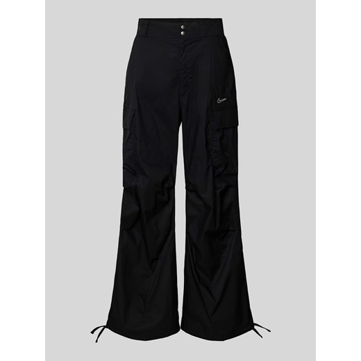Spodnie cargo o kroju baggy fit z wyhaftowanym logo ze sklepu Peek&Cloppenburg  w kategorii Spodnie damskie - zdjęcie 170512454