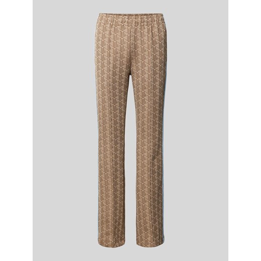 Spodnie typu track pants o kroju regular fit ze wzorem na całej powierzchni ze sklepu Peek&Cloppenburg  w kategorii Spodnie damskie - zdjęcie 170512912