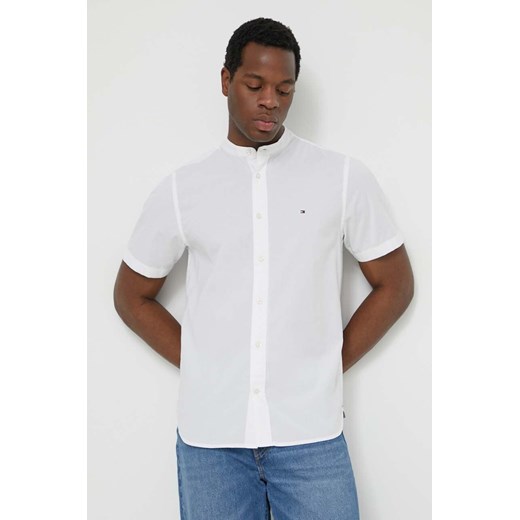 Tommy Hilfiger koszula bawełniana męska kolor biały regular ze stójką MW0MW35275 ze sklepu ANSWEAR.com w kategorii Koszule męskie - zdjęcie 170526971