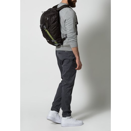 Osprey FLAP JACK Plecak black zalando  na laptopa