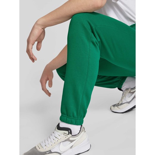 Spodnie dresowe z nadrukiem z logo Nike S Peek&Cloppenburg 