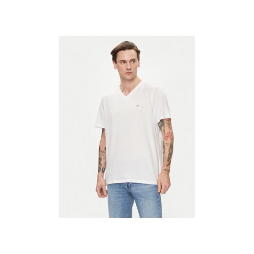 Gap T-Shirt 753771-00 Biały Regular Fit ze sklepu MODIVO w kategorii T-shirty męskie - zdjęcie 170553953