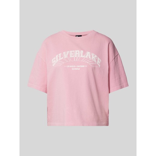 T-shirt z nadrukowanym motywem ze sklepu Peek&Cloppenburg  w kategorii Bluzki damskie - zdjęcie 170574202
