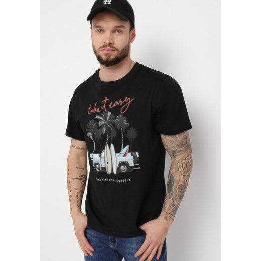 Czarna Bawełniana Koszulka z Nadrukiem na Przodzie Kenora ze sklepu Born2be Odzież w kategorii T-shirty męskie - zdjęcie 170580400