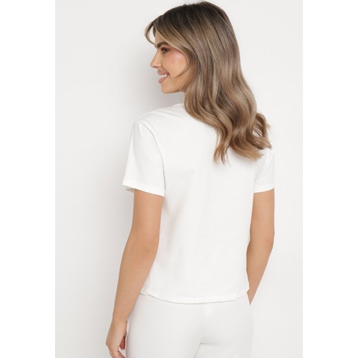 Biały T-shirt z Okrągłym Dekoltem Ozdobionym Kryształkami i Cyrkoniami Tirisa M promocyjna cena Born2be Odzież