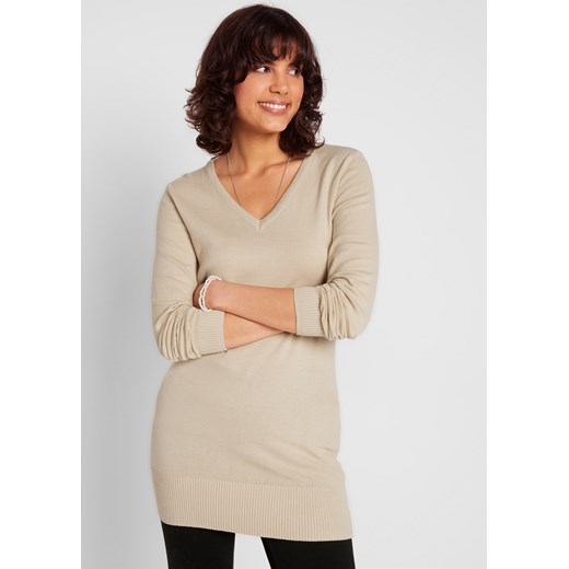 Długi sweter basic z dekoltem w serek ze sklepu bonprix w kategorii Swetry damskie - zdjęcie 170596252
