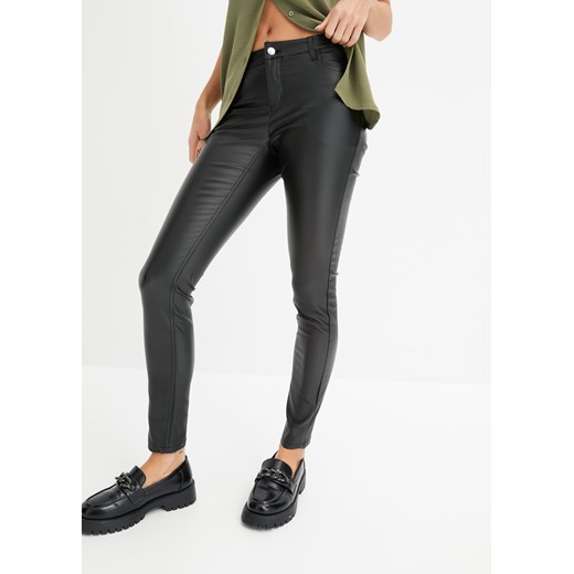 Spodnie ze stretchem i połyskującą powłoką ze sklepu bonprix w kategorii Spodnie damskie - zdjęcie 170619361