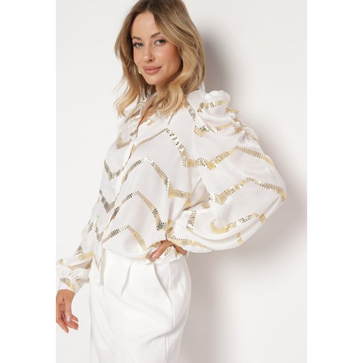 Biała Koszula z Bufiastymi Rękawami z Metalicznym Nadrukiem Arcisa ze sklepu Born2be Odzież w kategorii Koszule damskie - zdjęcie 170628473